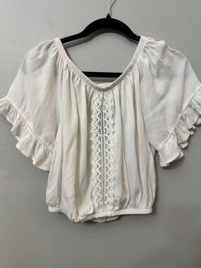 NEW Ocean Drive White Boho Lace Crochet Crop Top Ruffle Sleeve M